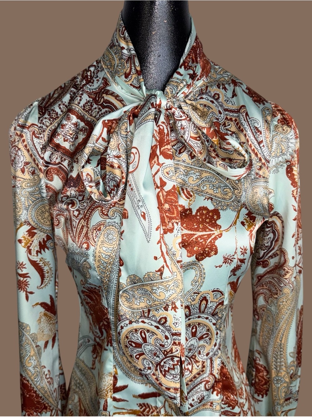 Hawes & Curtis Fitted Paisley Bow-Tie Blouse - Mint & Rust - Picture 4 of 9